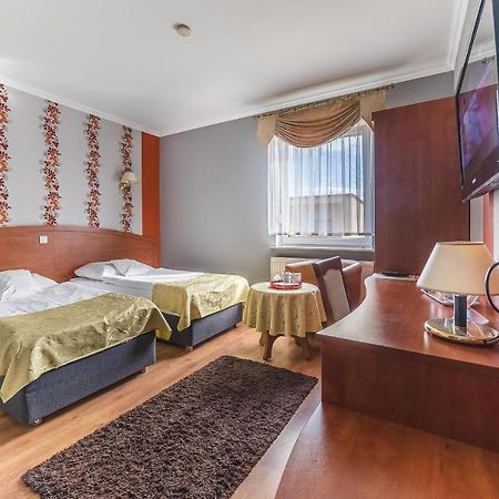 Hotel Doris أوبورنيكي المظهر الخارجي الصورة