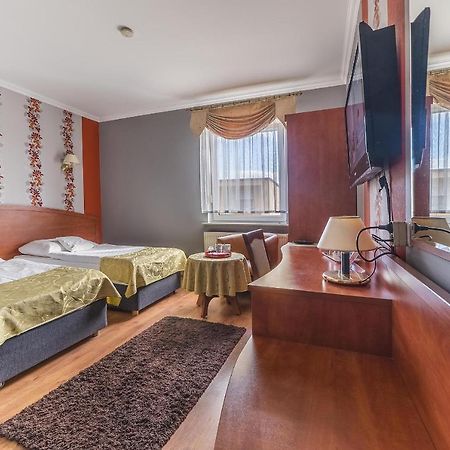 Hotel Doris أوبورنيكي المظهر الخارجي الصورة