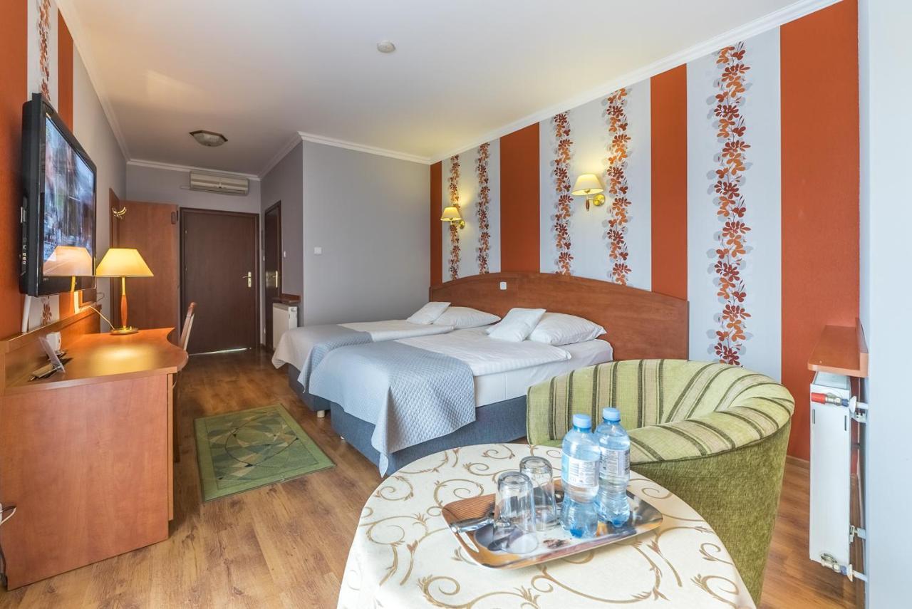 Hotel Doris أوبورنيكي المظهر الخارجي الصورة