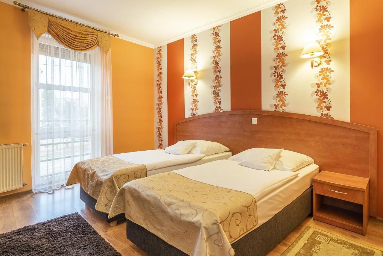 Hotel Doris أوبورنيكي المظهر الخارجي الصورة