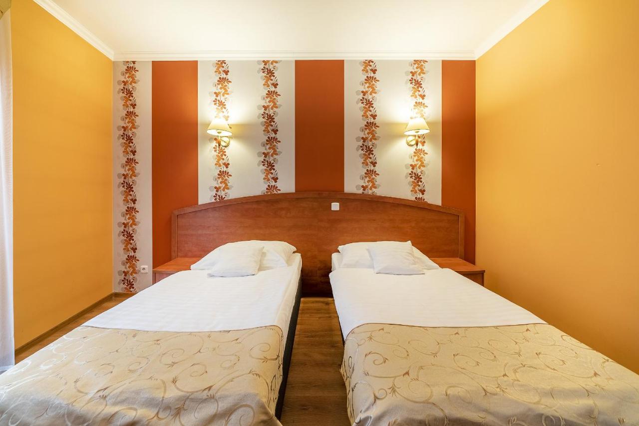 Hotel Doris أوبورنيكي المظهر الخارجي الصورة