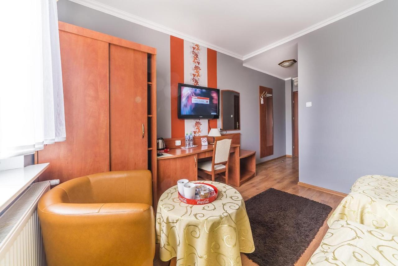 Hotel Doris أوبورنيكي المظهر الخارجي الصورة
